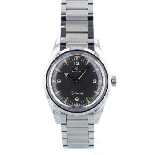 Gents Omega Railmaster 22010382001002 Steel case with Black dial