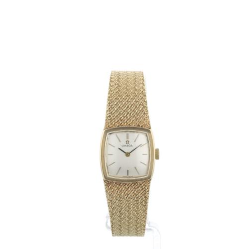 Ladies Omega Dress   9 CT case with Silver dial
