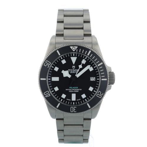 Gents Tudor Pelagos 2543C1A7NU Titanium case with Black dial Gents Tudor Pelagos 2543C1A7NU Titanium case with Black dial