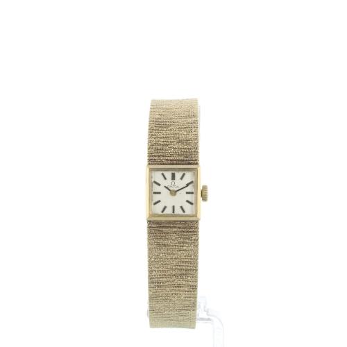 Ladies Omega  1061  9 CT case with Silver dial