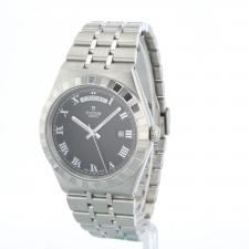 Gents Tudor Tudor Royal 28600 case with Black dial