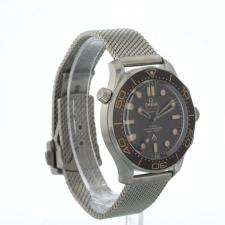 Gents Omega Seamaster 210.90.42.20.01.001 Titanium case with Tropical dial