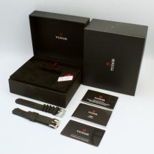 Gents Tudor Black Bay 25600TN Titanium case with Black dial