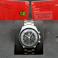 Gents Omega Speedmaster 31130423001005 Steel case with Black dial