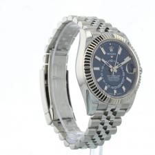 Gents Rolex Sky Dweller 336934 Oystersteel case with Bright Blue dial