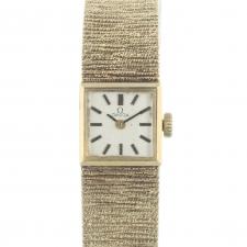 Ladies Omega  1061  9 CT case with Silver dial