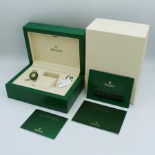 Gents Rolex Yacht-Master 40 126621 18ct Rose Gold   Stainless Steel case with Black dial