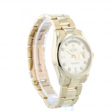 Gents Rolex Day Date 11828 18ct Yellow Gold case with Champagne Diamond Set dial