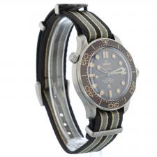 Gents Omega Seamaster 21092422001001 Titanium case with Black dial