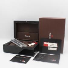 Gents Tudor Black Bay 79230R Stainless Steel case with Black dial