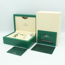 Gents Rolex Yacht-Master 37 268621 18ct Rose Gold Stainless Steel case with Black dial