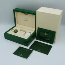 Gents Rolex Oyster Perpetual 41 124300 Stainless Steel case with Green dial