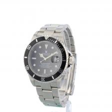 Gents Rolex Submariner Date 16610 Steel case with Black dial