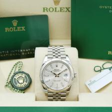 Gents Rolex Datejust 41 126334 Stainless Steel case with Silver dial