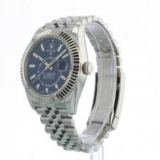Gents Rolex Sky Dweller 336934 Oystersteel case with Bright Blue dial