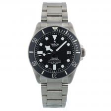 Gents Tudor Black Bay 25600TN Titanium case with Black dial