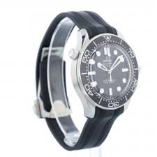 Gents Omega Seamaster Diver 300 21032422001003 Steel case with Black Wave dial
