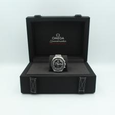 Gents Omega Speedmaster 31030425001001 Steel case with Black dial