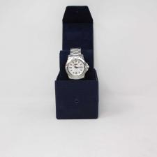 Gents Breitling Avenger GMT 43 A32397 Steel case with White dial