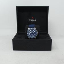 Gents Tudor Pelagos 25707B/22 Titanium case with Blue dial