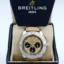 Gents Breitling Avenger B01 Chronograph 44 AB0147 Steel case with Beige dial