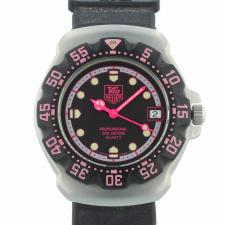 Ladies Tag Heuer Professional WA1217 Steel case with Black dial