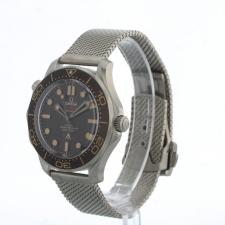 Gents Omega Seamaster 210.90.42.20.01.001 Titanium case with Tropical dial
