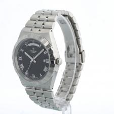Gents Tudor Tudor Royal 28600 case with Black dial