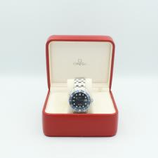 Gents Omega Seamaster 2221.80.00 Steel case with blue wave dial