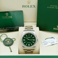 Gents Rolex Oyster Perpetual 41 124300 Steel case with Green dial