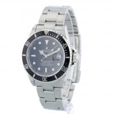 Gents Rolex Submariner Date 16610 Steel case with Black dial