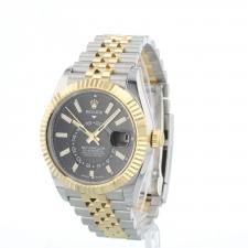 Gents Rolex Sky Dweller 336933 18ct Yellow Gold Stainless Steel case with Black dial