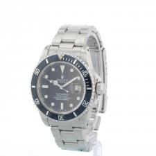Gents Rolex Submariner Date 16800 Steel case with Black dial
