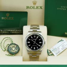 Gents Rolex Oyster Perpetual 41 124300 Stainless Steel case with Black dial
