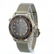 Gents Omega Seamaster 21090422001001 Titanium case with Black dial