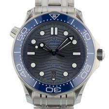 Gents Omega Seamaster Diver 300M  210.30.42.20.06.001 Steel case with Silver Wave dial