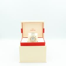 Ladies Omega Constellation 131.20.28.60.55.002 18ct Yellow Gold   Stainless Steel case with MOP Diamond dial