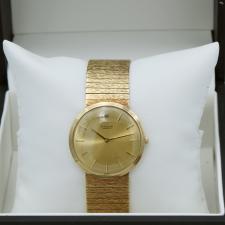 Gents Rolex Geneve 9ct Yellow Gold case with Gilt dial