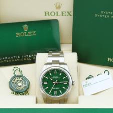 Gents Rolex Oyster Perpetual 41 124300 Stainless Steel case with Green dial
