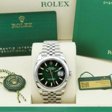 Gents Rolex Datejust 41 126300 Steel case with Green Ombre dial
