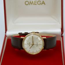 Gents Omega Seamaster De ville . 9 CT case with White dial