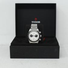 Gents Tudor Black Bay Chrono 79360N Steel case with White dial