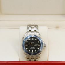 Gents Omega Seamaster 25618000 Stainless Steel case with Blue Wave dial