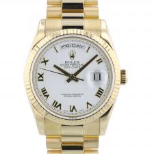 Gents Rolex Day Date 118238 18ct Yellow Gold case with White dial