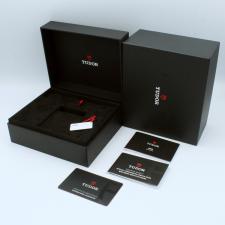 Gents Tudor Black Bay Chrono 79360N Steel case with Pink dial