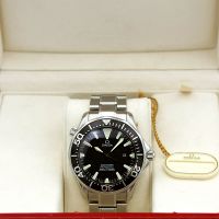 Gents Omega Seamaster 1961640 Stainless Steel case with Black Wave dial