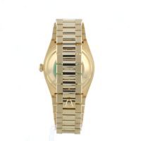 Gents Rolex Oysterquartz Day-Date 19018 18 CT case with Gilt Diamond dial